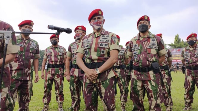 VIVA Militer: Danjen Kopassus Brigjen TNI Iwan Setiawan