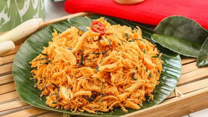 625d0afbbcc5e-resep-ayam-suwir-pedas_665_374