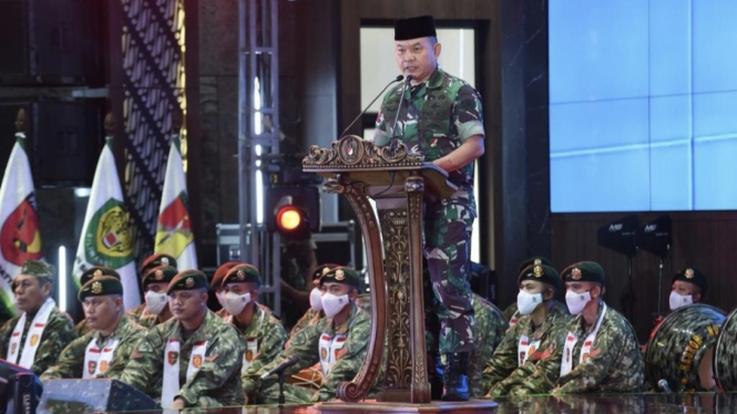 VIVA Militer: KSAD Jenderal TNI Dudung Abdurachman membuka MTQN TNI AD 2022