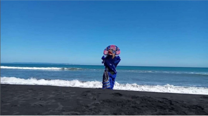 Pantai Watu Pecak