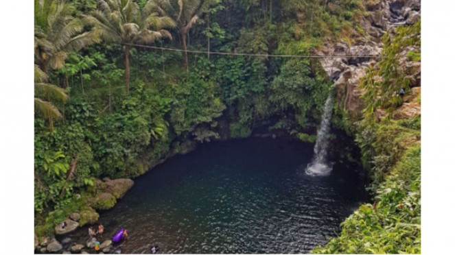 Curug Tempuran