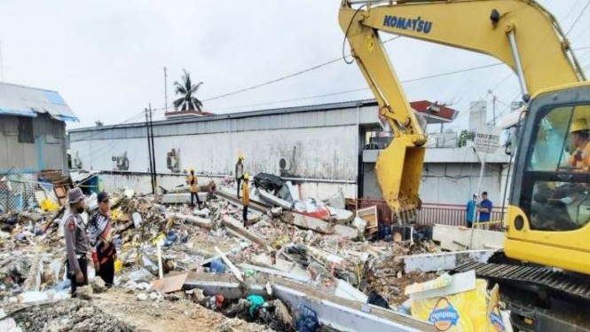 Lokasi reruntuhan bangunan Alfamart di Kabupaten Banjar, Kalimantan Selatan.