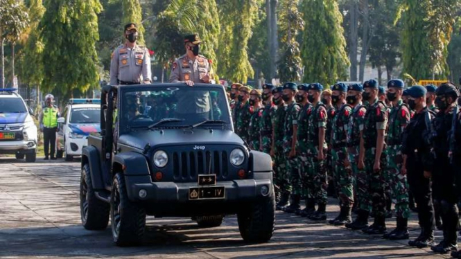 Kapolda Riau Irjen Mohammad Iqbal menggelar operasi ketupat lancang kuning