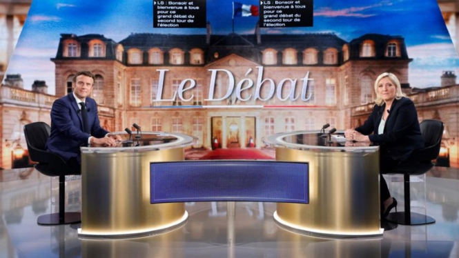 Debat Pilpres Prancis antara Presiden Petahana Emmanuel Macron dan penantangnya Marine Le Pen.