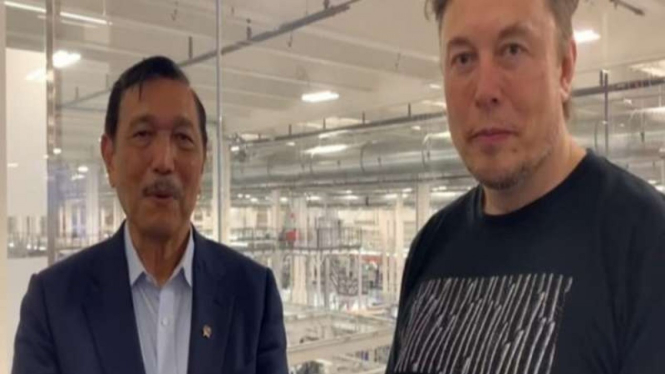Menko Marves Luhut Binsar Panjaitan bertemu pendiri Tesla Elon Musk