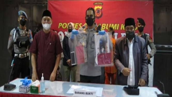 Polisi mengungkap kasus video injak Alquran di Sukabumi