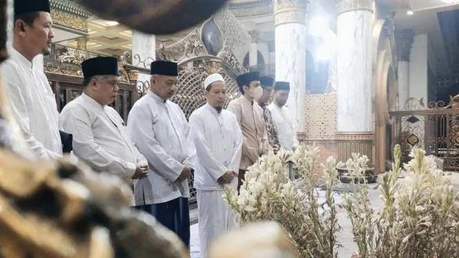 Presiden PKS Ahmad Syaikhu melakukan silaturahim Syawal di Jawa Timur. 