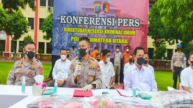 Polisi gelar jumpa pers kasus pelemparan bus menewaskan seorang pemudik