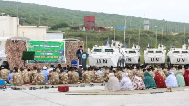 VIVA Militer:Satgas TNI Konga UNIFIL gelar sholat Idul Fitri bejamaah di Lebanon