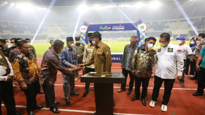 Peresmian Banten International Stadium