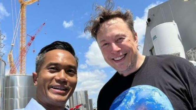 Ketua Dewan Pertimbangan Kadin Indonesia Anindya Bakrie bertamu Elon Musk.