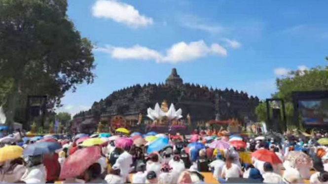 Potret Hari Raya Waisak tahun 2022 di Candi Borobudur