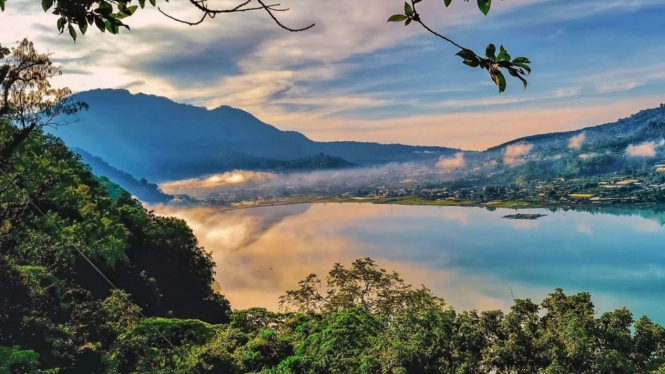 Danau Tamblingan