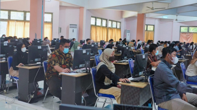 12.957 Peserta Ikuti UTBK-SBMPTN di Univetsitas Negeri Semarang