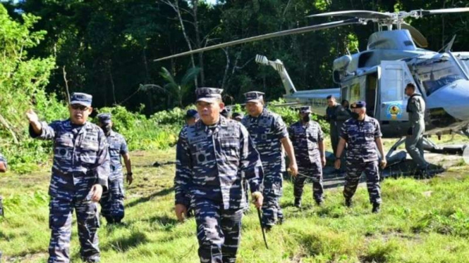 VIVA Militer: Pangkoarmada III temui prajurit TNI AL penjaga Pulau Fani