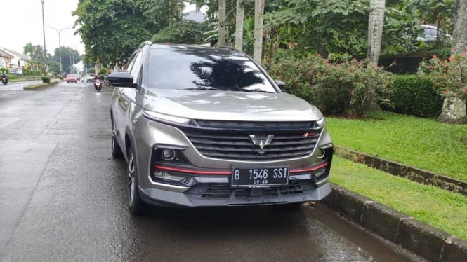 Test drive Wuling Almaz RS Pro 7-Seater