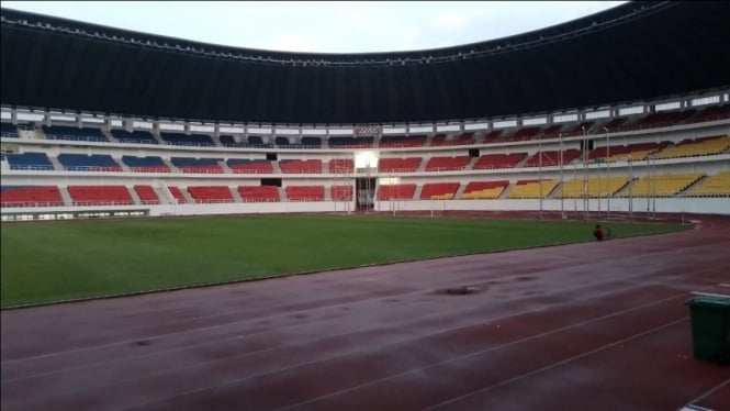 Markas PSIS Semarang, Stadion Jatidiri. 