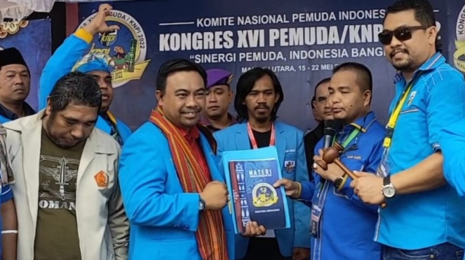 Haris Pertama kembali terpilih jadi Ketum KNPI versi kongres di Maluku.