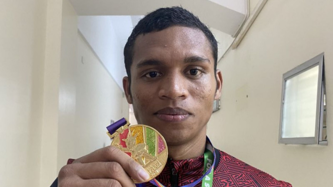 Petinju Indonesia Maikhel Roberrd Muskita raih medali emas SEA Games 2021