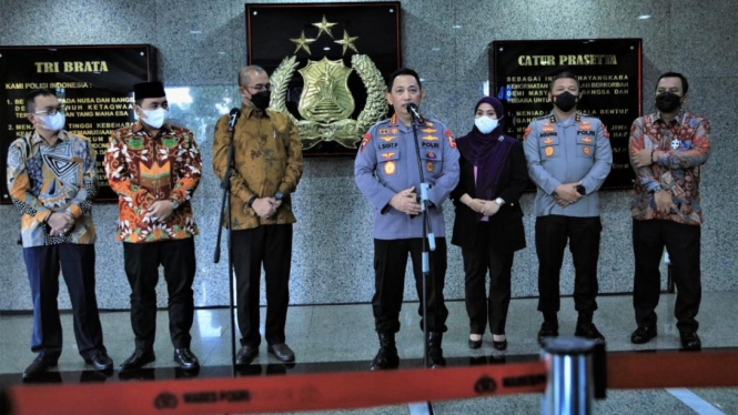 Kapolri Jenderal Listyo Sigit Prabowo menerima audiensi Komisioner KPU.