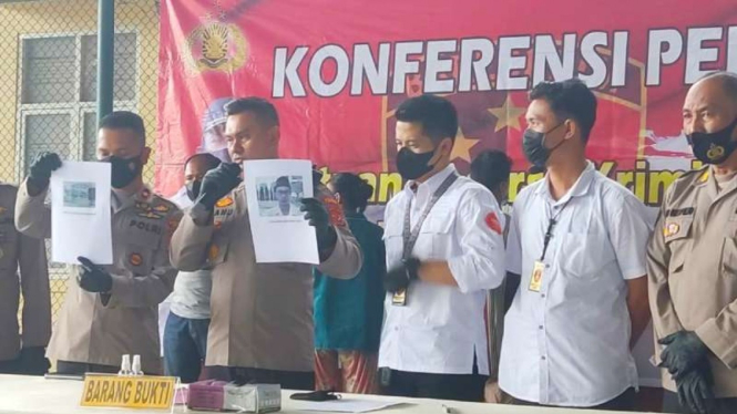 Polres Langkat gelar jumpa pers kasus pembunuhan sopir travel