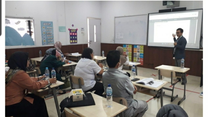 Sosialisasi program Development of Teaching Proficiency (DTP) di Medan