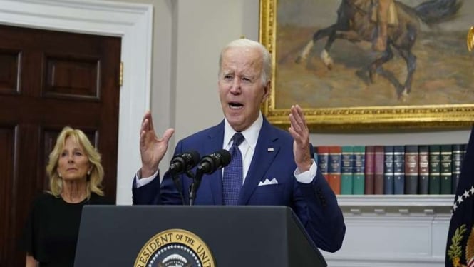 Presiden AS Joe Biden mengutuk penembakan di Sekolah Dasar Robb di Uvalde, Texas