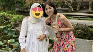 Netizen Ini Ungkap Sikap Chae Soo Bin Saat Liburan di Bali