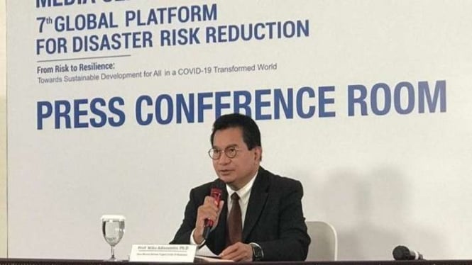 Juru Bicara Penanganan COVID-19 Wiku Adisasmito berbicara dalam forum Global Platform for Disaster Risk Reduction di Bali Nusa Dua Convention Center (BNDCC) Badung, Bali, Jumat, 27 Mei 2022.