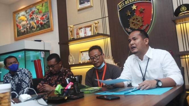 Polda Jabar dan PT Ewindo merilis kasus pemalsuan benih holtikultura.