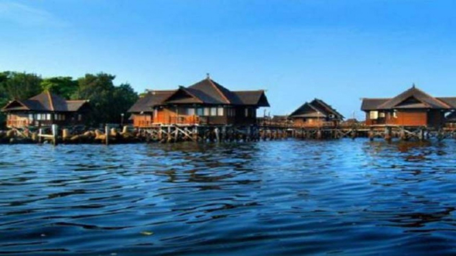 Pulau Ayer Resort and Cottages