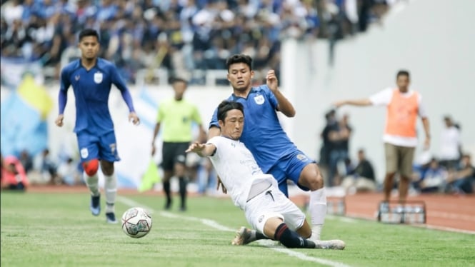 Pertandingan uji coba antara PSIS Semarang vs Arema FC. 