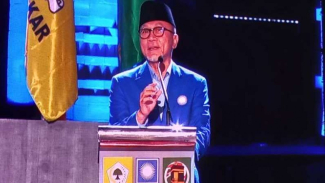 Ketua Umum PAN, Zulkifli Hasan, dalam silaturahmi nasional KIB.