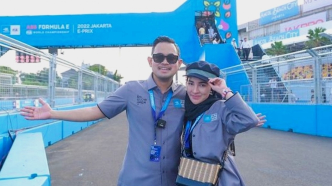 Gaya Juragan 99, Gilang Widya Pramana di arena Formula E Jakarta 2022