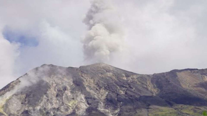 Gunung Ile Lewotolok