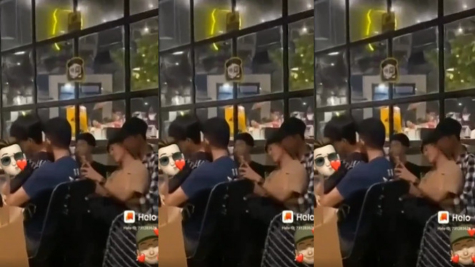 Viral Video Para Lelaki Bermesraan, Diduga Kafe LGBT di Jaksel?