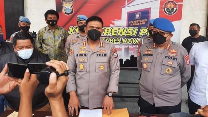 Kapolrestabes Makassar Kombes Budi Haryanto gelar jumpa pers. 
