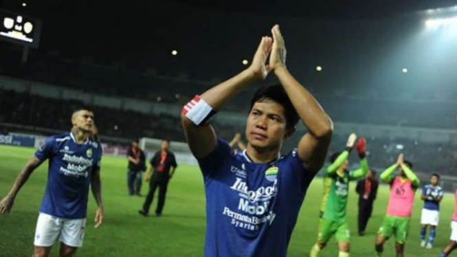Bek Persib Bandung, Achmad Jufriyanto.