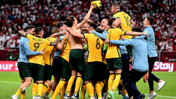 Timnas Australia merayakan lolos ke Piala Dunia 2022