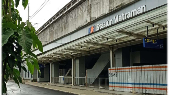 Stasiun Matraman, Jakarta.