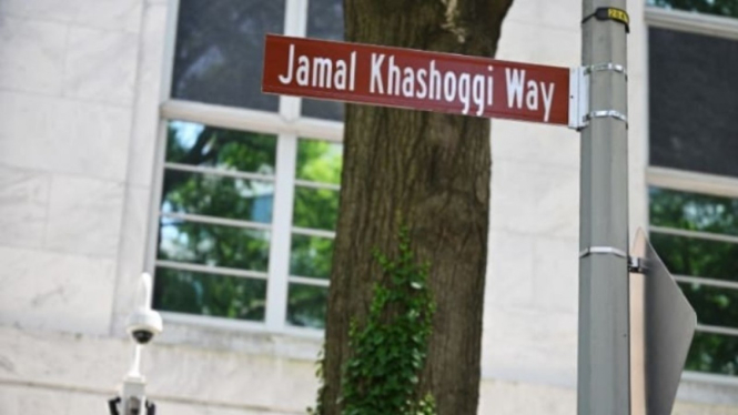 Jalan Jamal Khashoggi di depan Kedutaan Besar Arab Saudi di Washington.