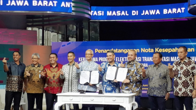 Signing of the MoU of Cooperation between PT VKTR and PT Jasa Sarana
