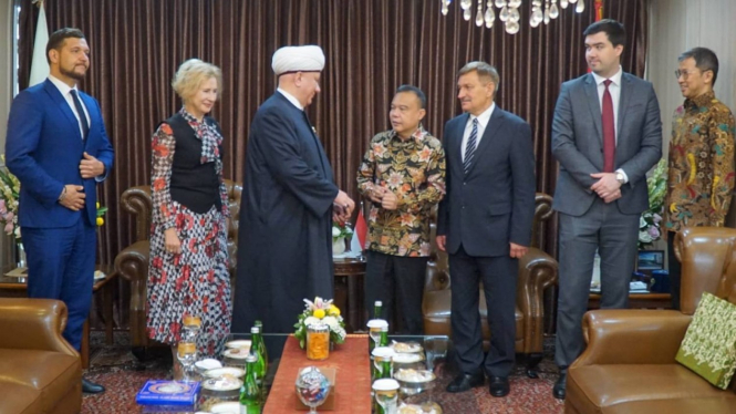 Pimpinan DPR, Sufmi Dasco Terima Kunjungan Dubes dan Ulama Federasi Rusia.