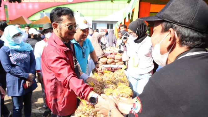 Kementan Gelar Pasar Murah Bawang dan Cabai di TTIC Pasar Minggu.