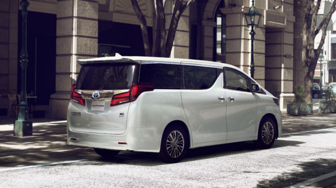 Harga Aki Toyota Alphard, dan Mobil Listrik Pesaing Ioniq 5