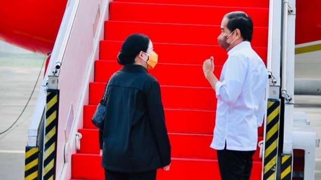 Presiden Jokowi dan Ketua DPR Puan Maharani