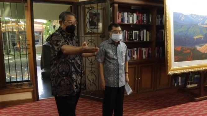 Pertemuan SBY dengan JK di Cikeas, Bogor.