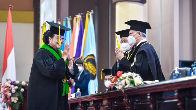 Siti Nurbaya Dikukuhkan sebagai Profesor Kehormatan Universitas Brawijaya (UB)