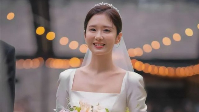 Momen pernikahan aktris Jang Na Ra