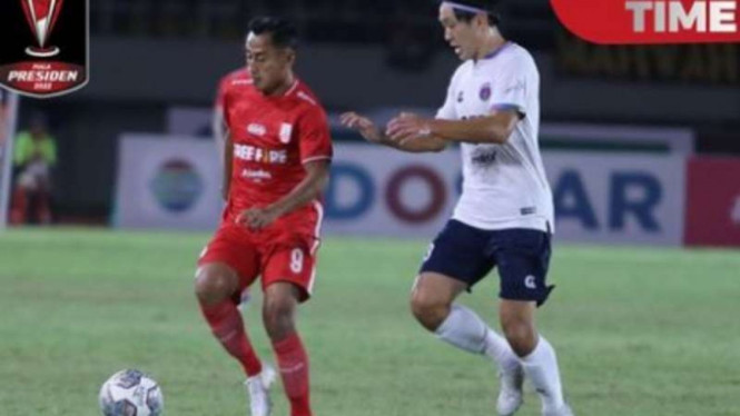 Duel Persis Solo vs Persita Tangerang